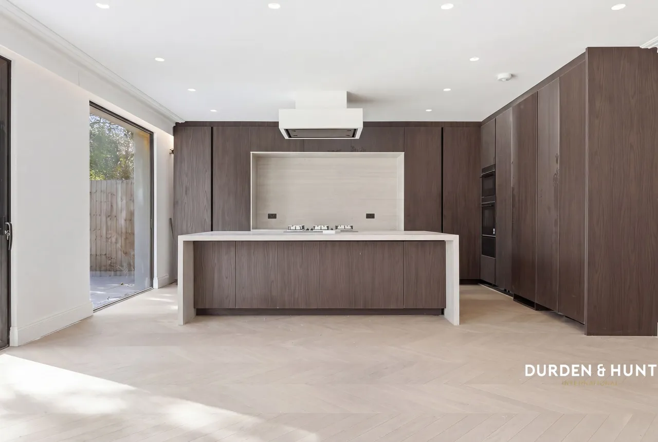 Tomswood Road, Chigwell, IG7, photo 4