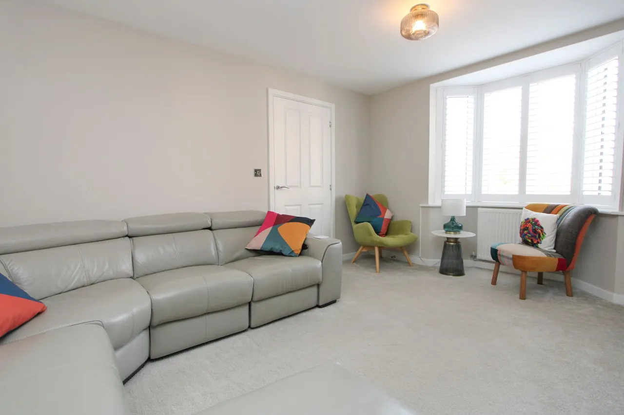 Wainblade Court, Yate, photo 5