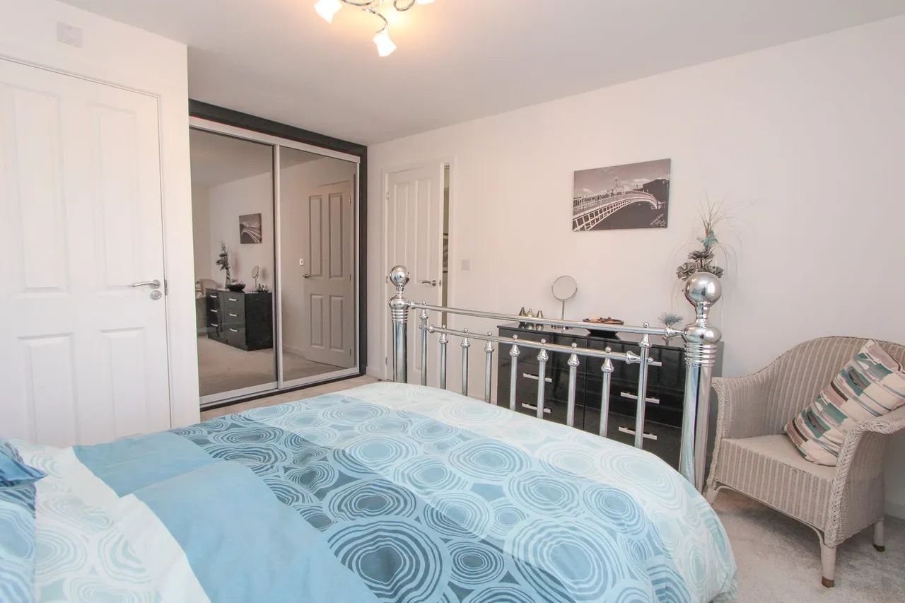 Wainblade Court, Yate, photo 23