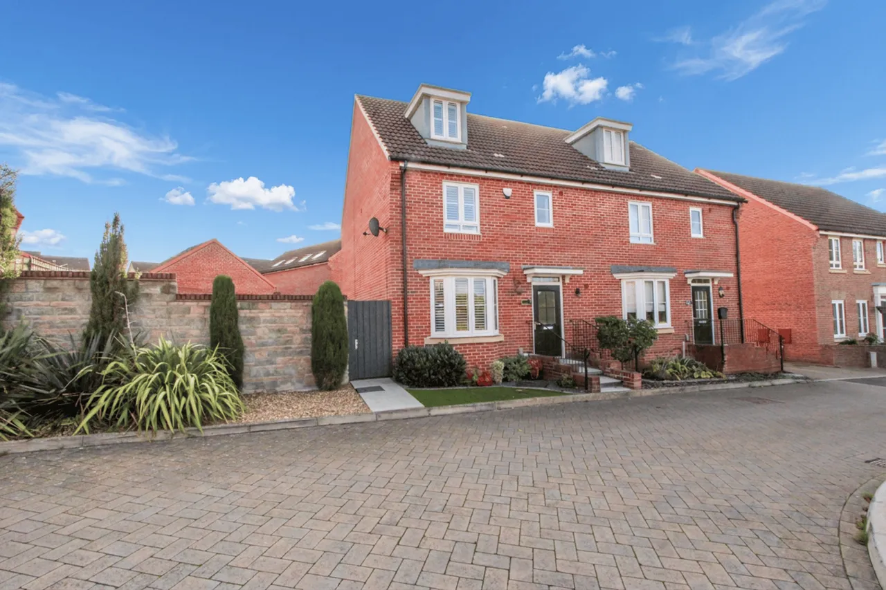 4 bed house for sale, Wainblade Court, Yate