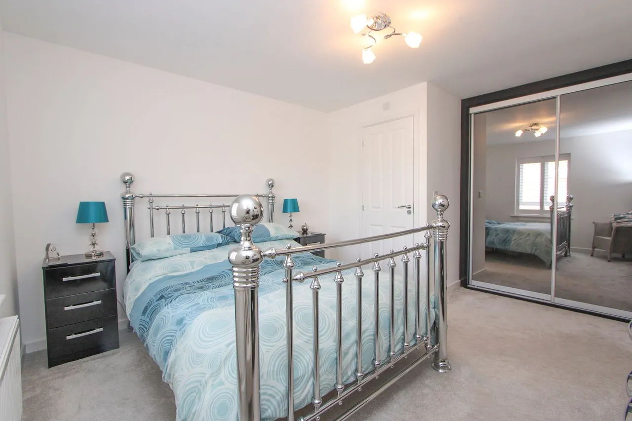 Wainblade Court, Yate, photo 24