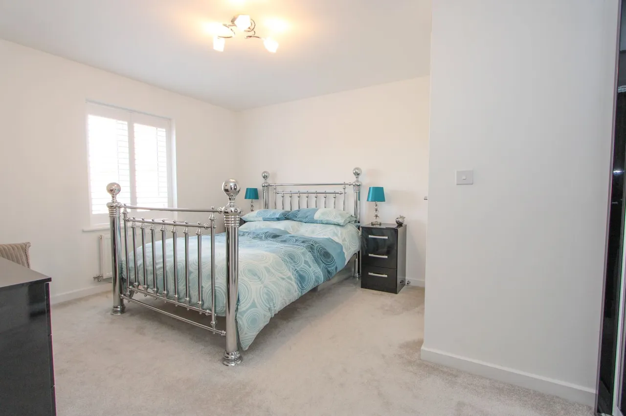 Wainblade Court, Yate, photo 22