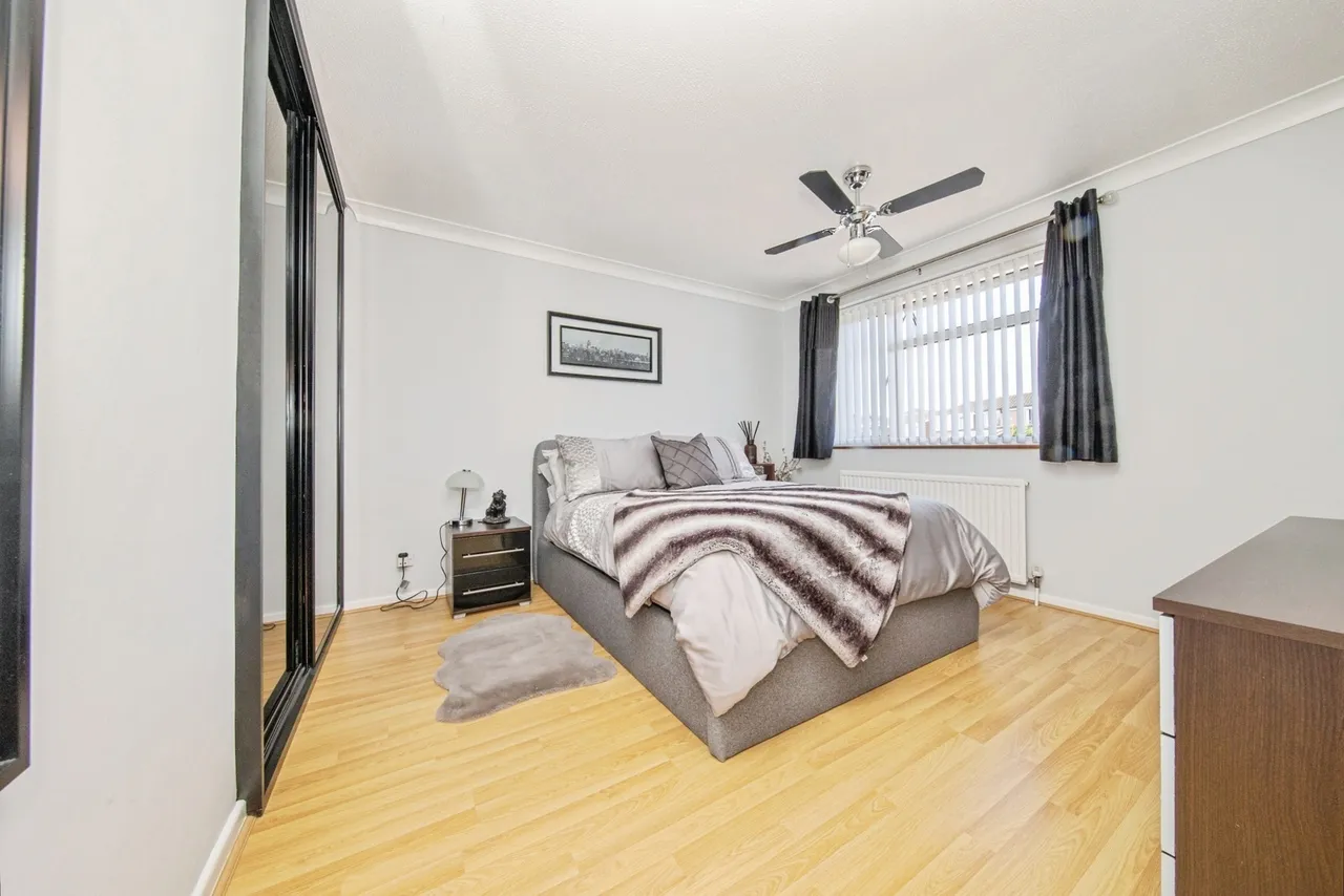 Holcombe Crescent, Ipswich, Suffolk, IP2, photo 11