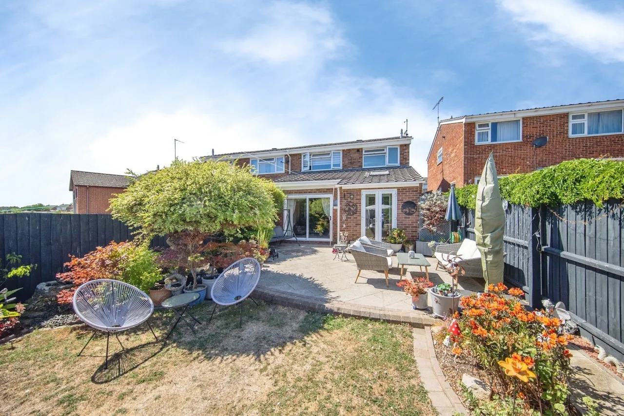 Holcombe Crescent, Ipswich, Suffolk, IP2, photo 18