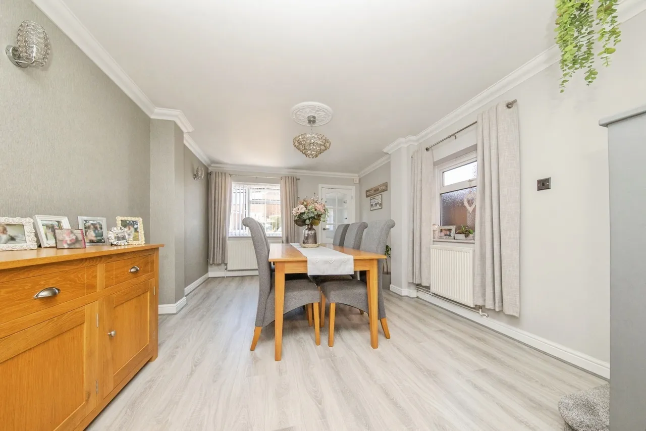 Holcombe Crescent, Ipswich, Suffolk, IP2, photo 2
