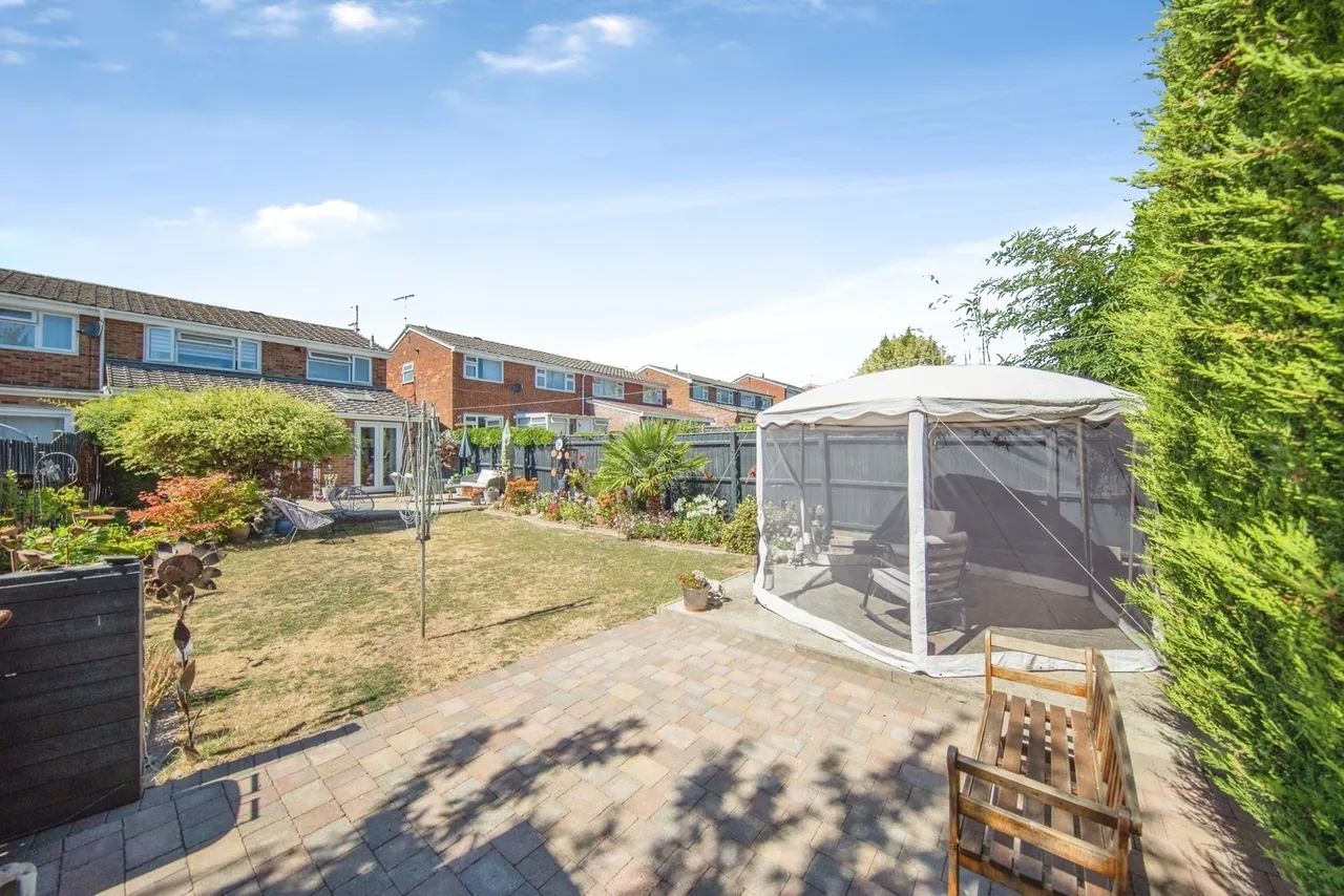 Holcombe Crescent, Ipswich, Suffolk, IP2, photo 16