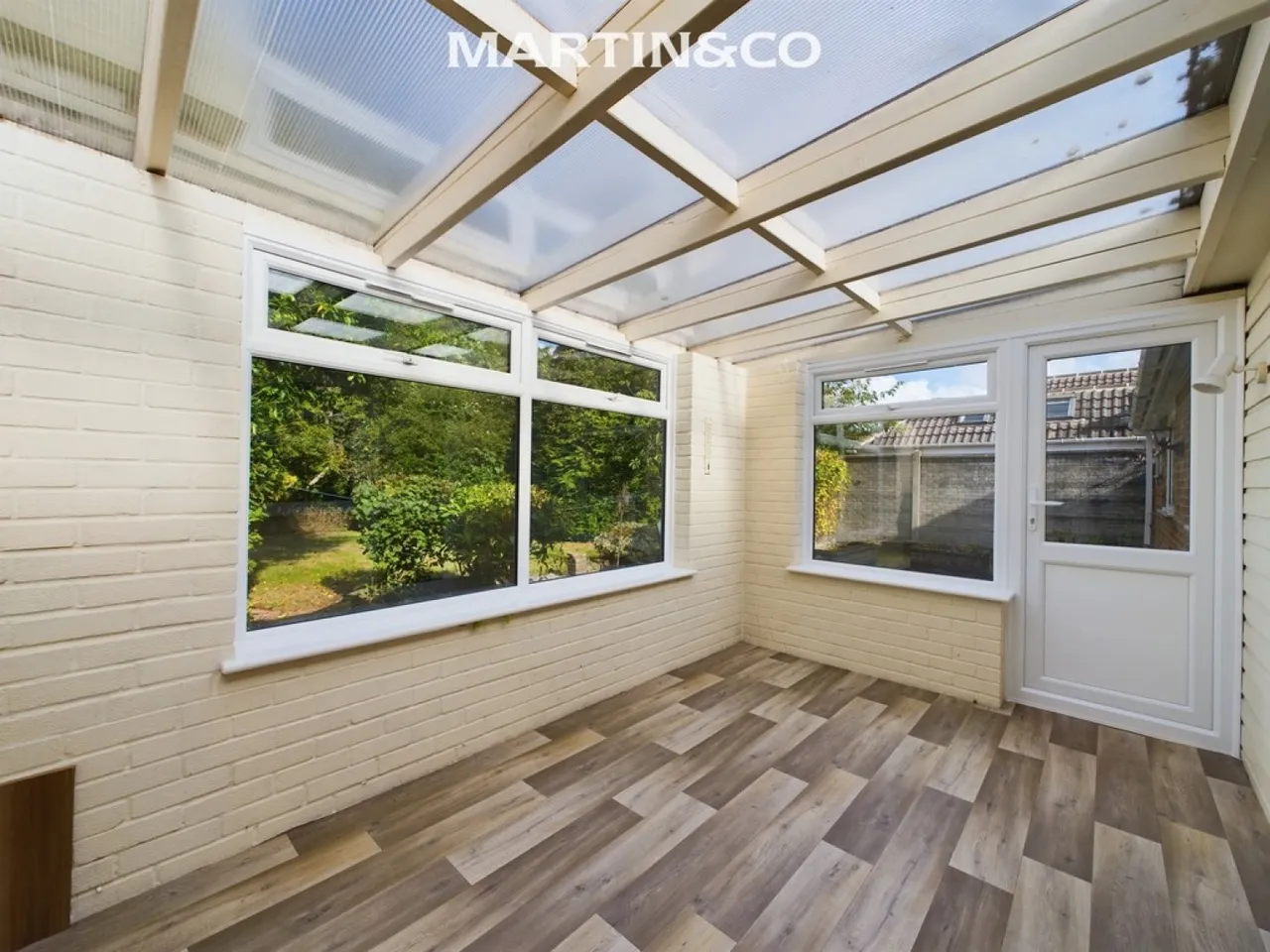 Oaklands Drive, Wokingham, photo 11