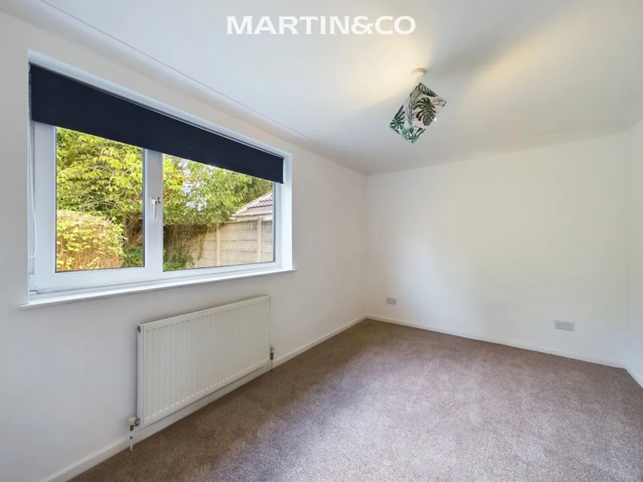 Oaklands Drive, Wokingham, photo 9