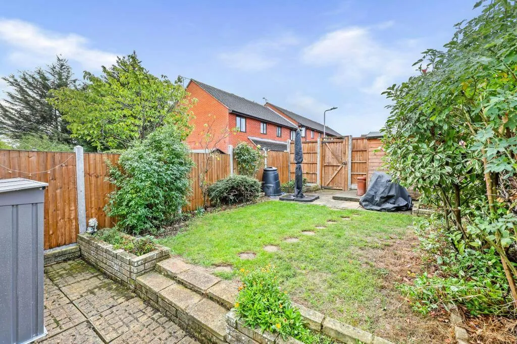 Navarre Gardens, Romford, RM5, photo 16