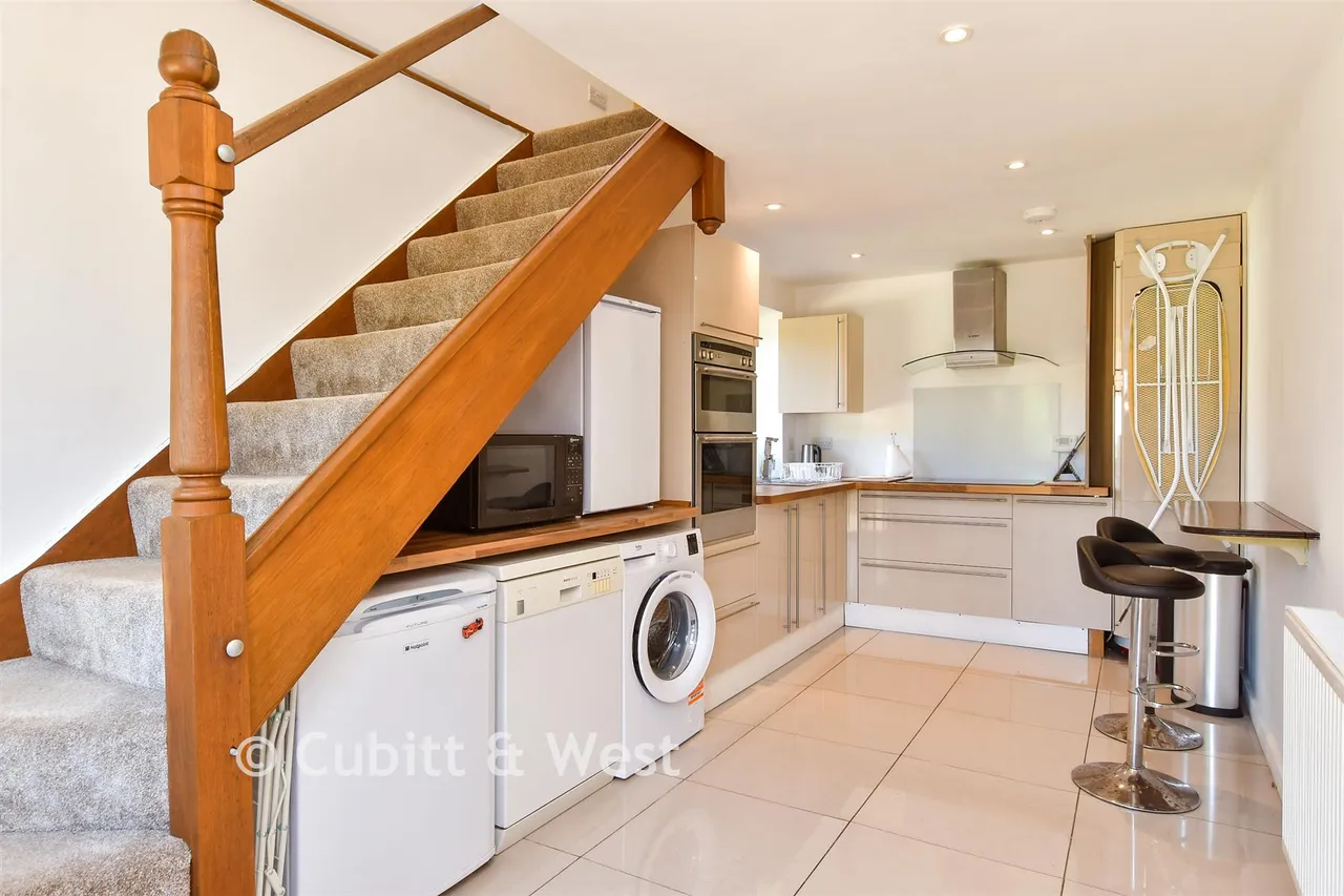 Stall House Lane, North Heath, RH20, photo 16