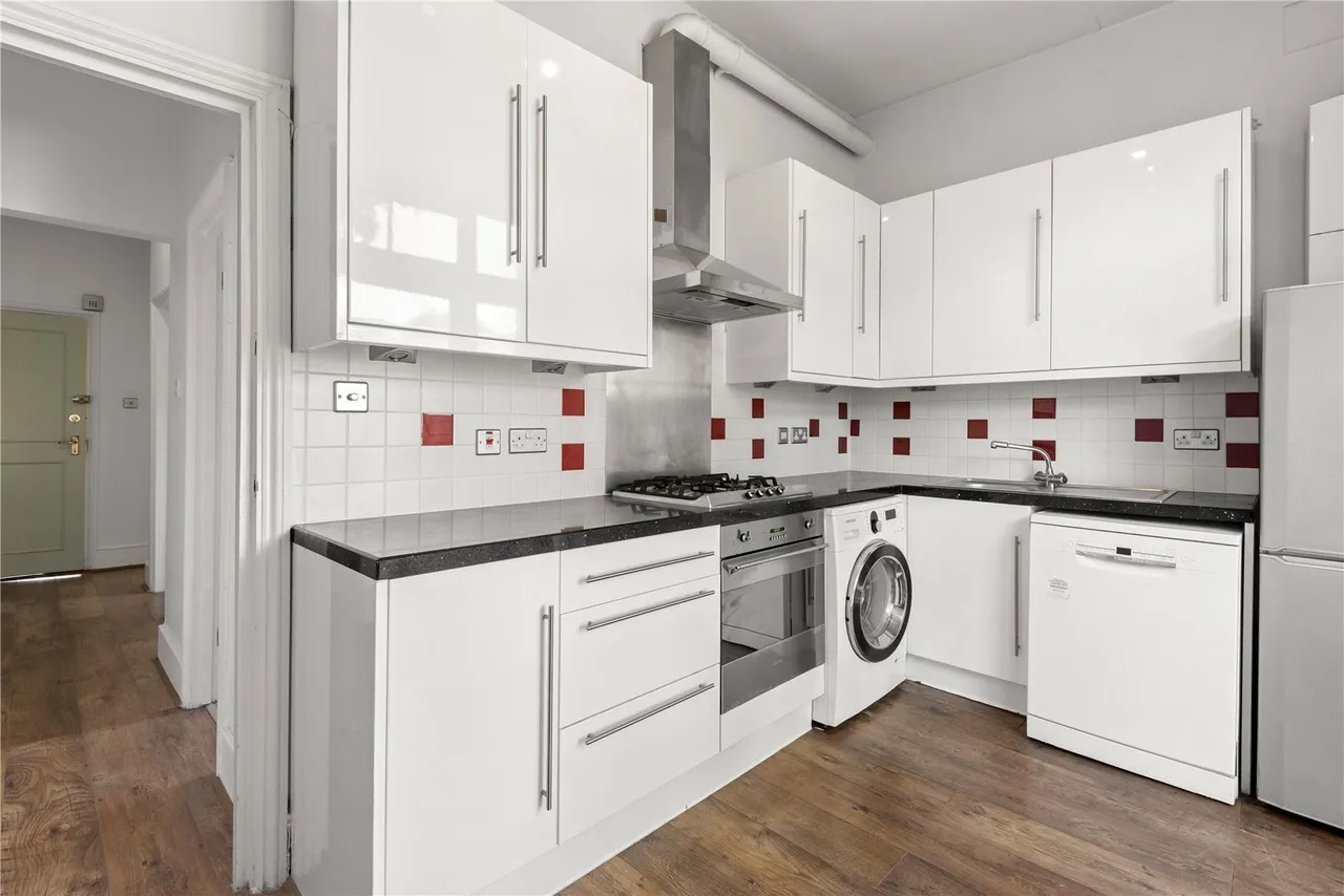 Drakefield Road, London, SW17, photo 4