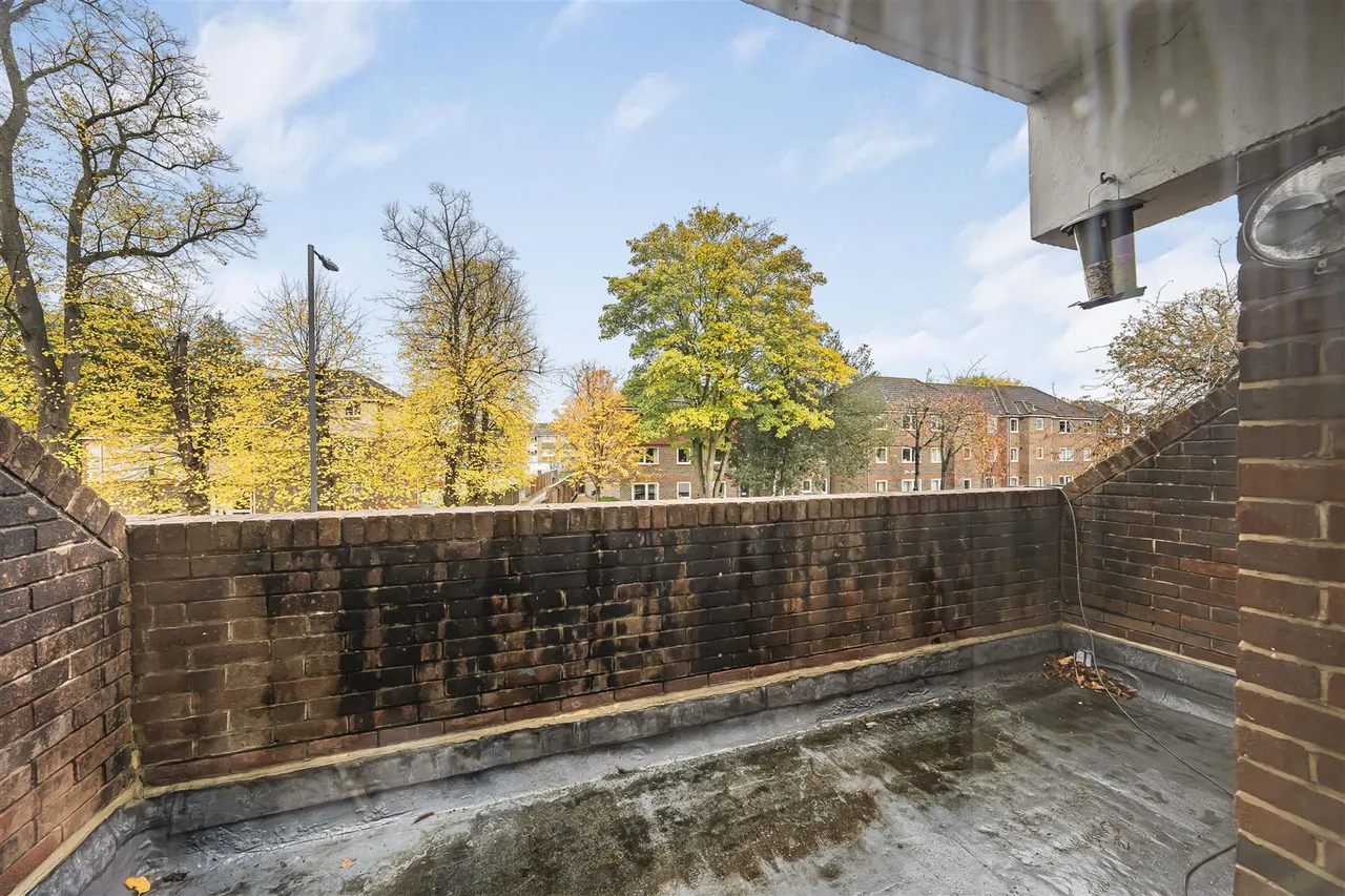 Clarence Road, Windsor, SL4 5BG, photo 3