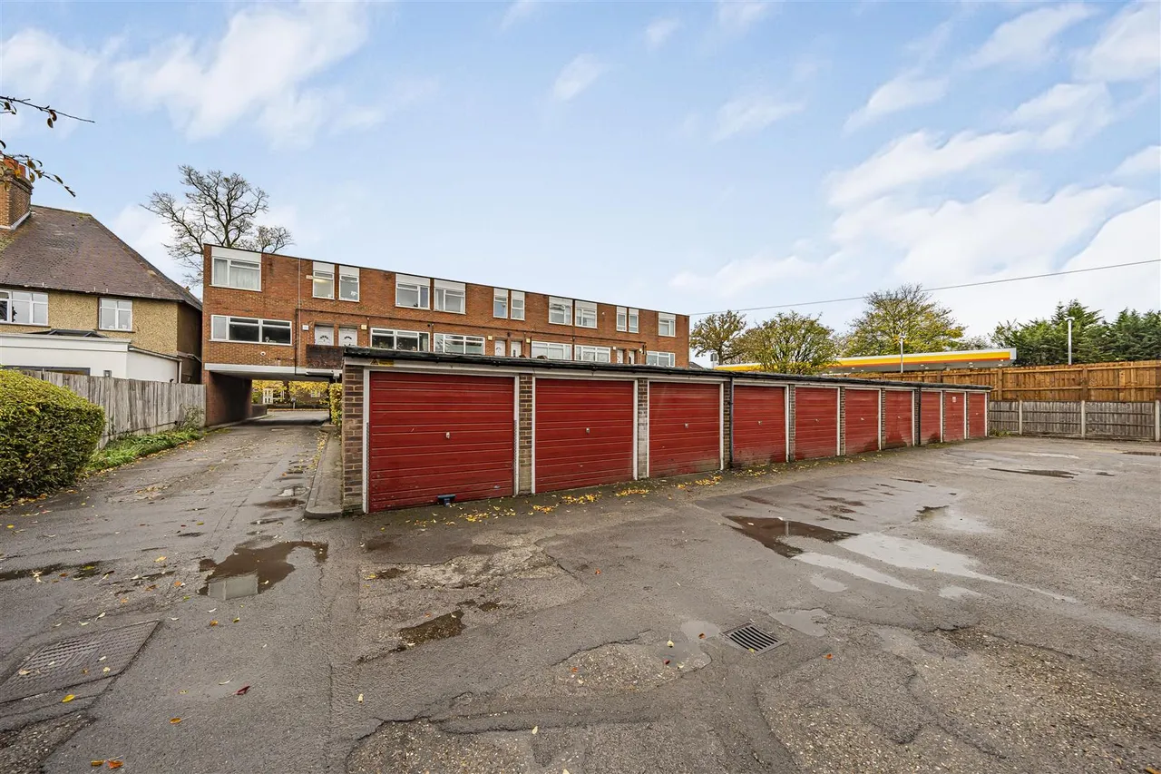 Clarence Road, Windsor, SL4 5BG, photo 8