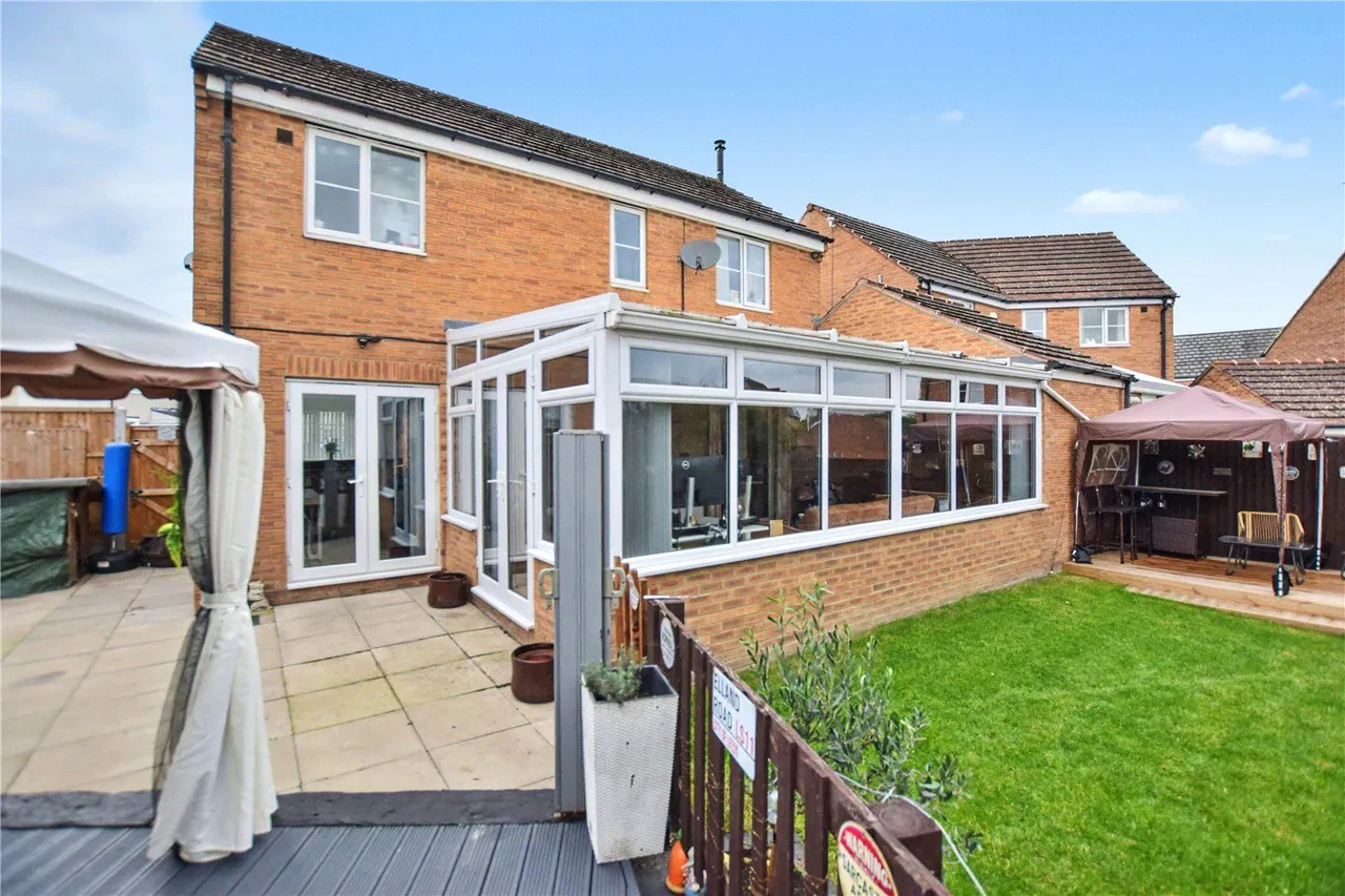 Whinmoor Way, Leeds, LS14, photo 17