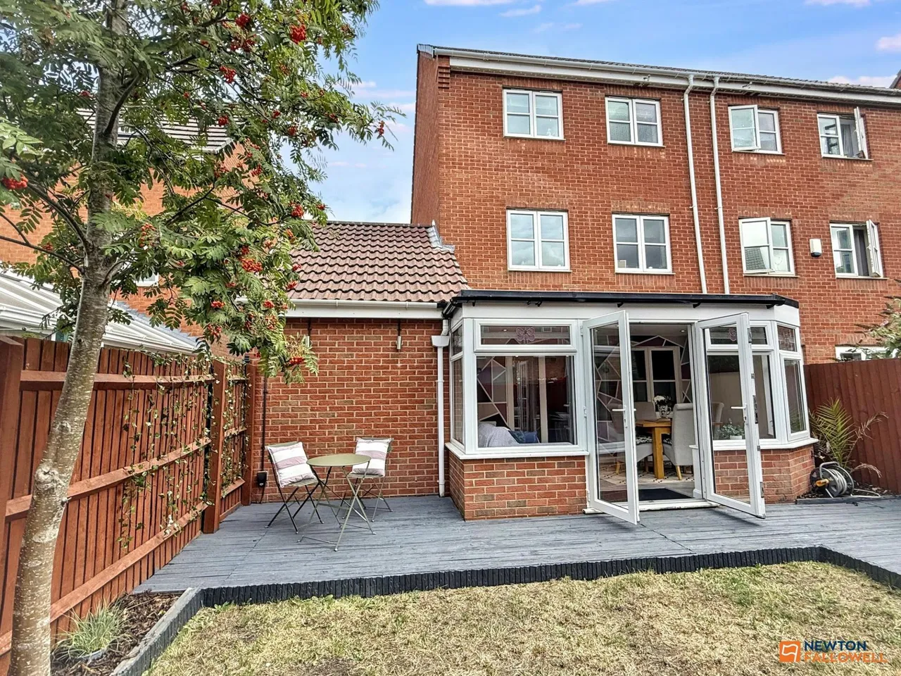 Staples Drive, Coalville, LE67, photo 2
