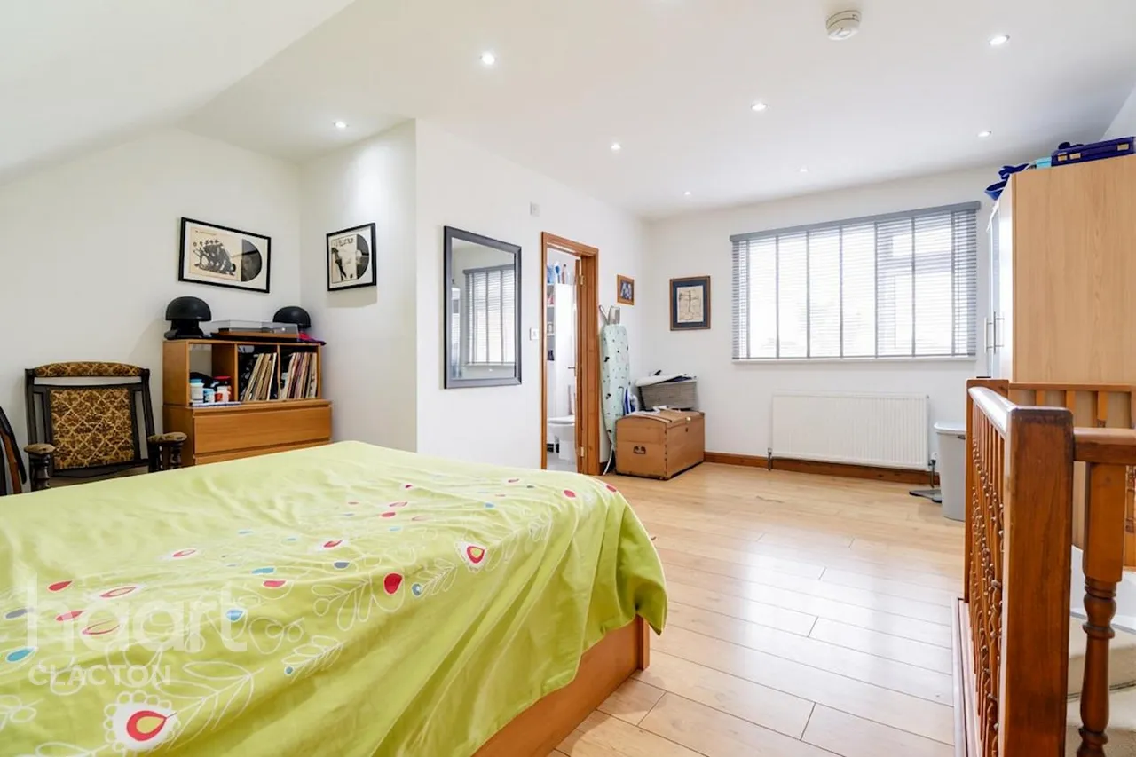 Walton Road, Clacton-On-Sea, CO15, photo 14