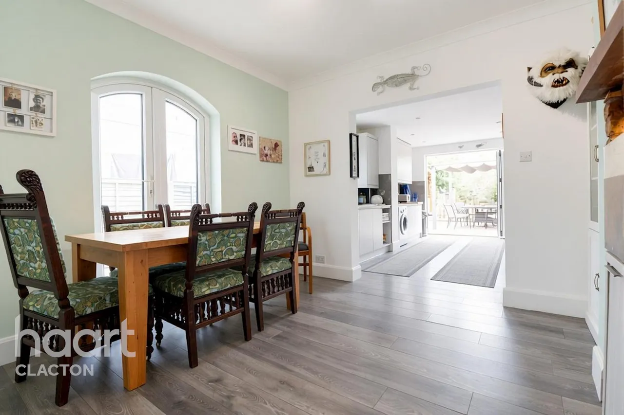 Walton Road, Clacton-On-Sea, CO15, photo 4