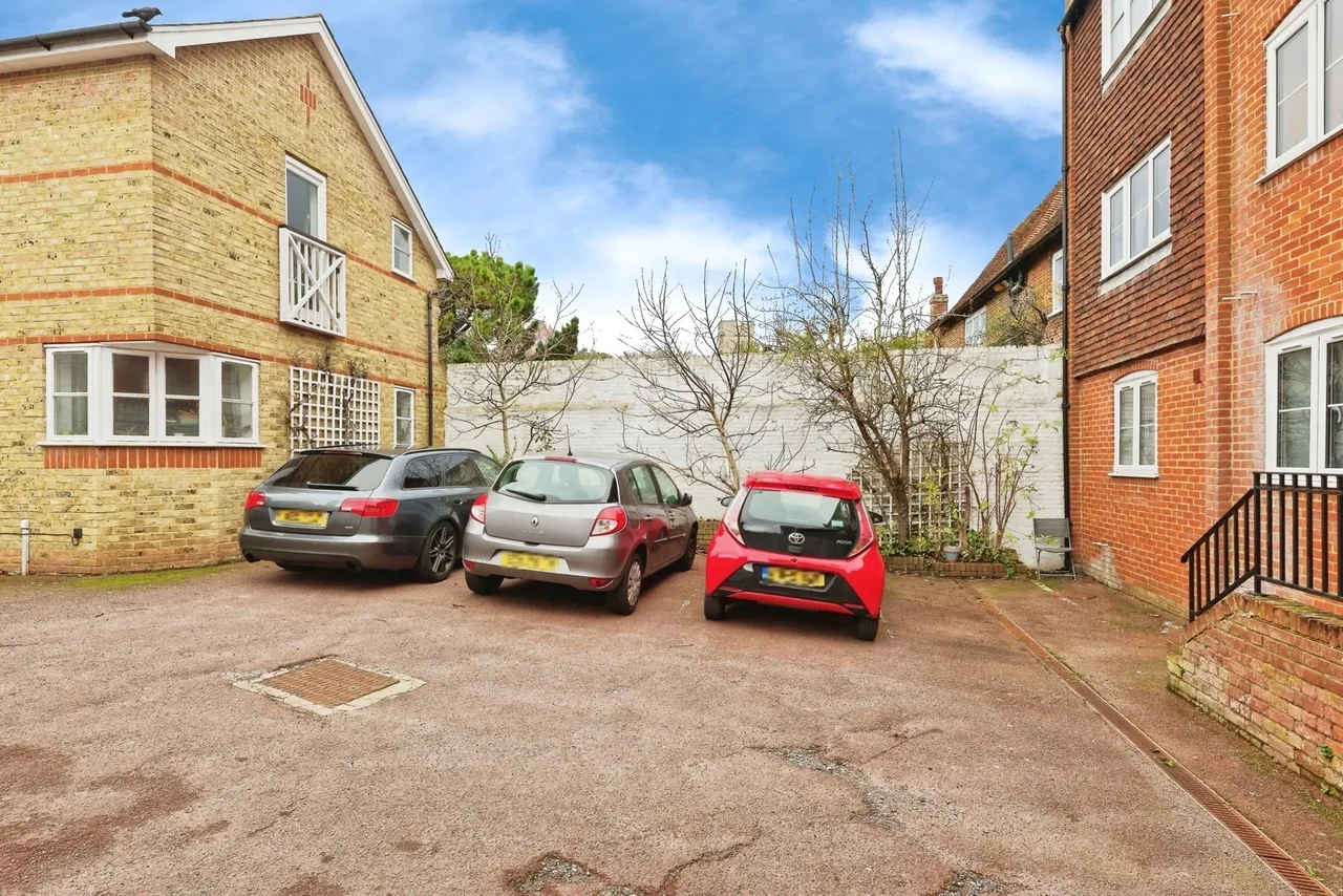 Rosiers Court, 46 St. Dunstans Street, Canterbury, CT2, photo 17