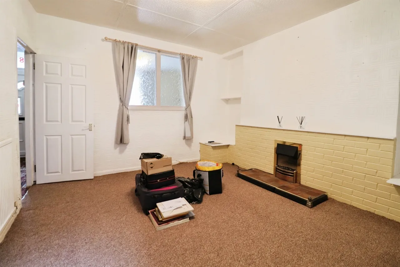 Coedpenmaen Road, Pontypridd, CF37, photo 11