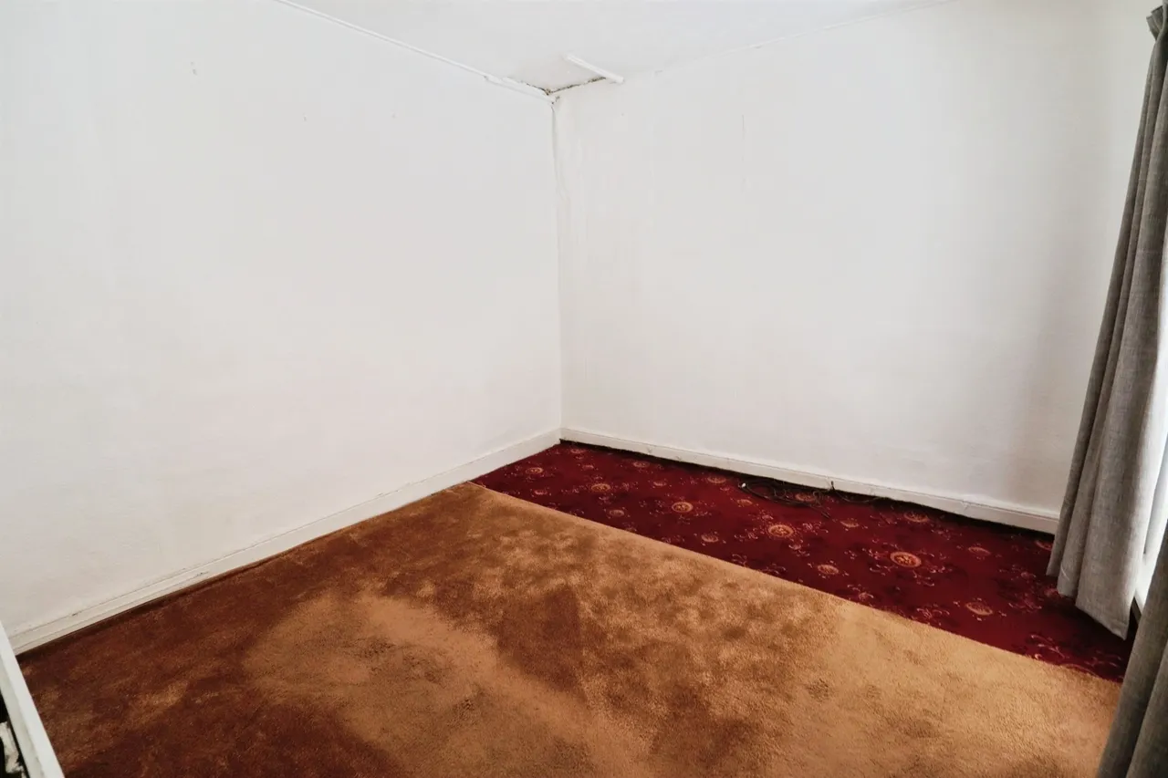 Coedpenmaen Road, Pontypridd, CF37, photo 5