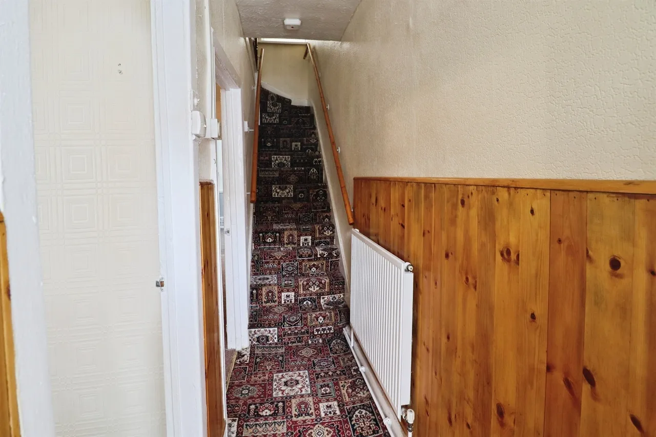 Coedpenmaen Road, Pontypridd, CF37, photo 13