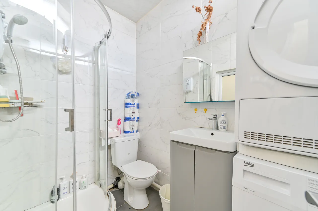 105c Burnley Road, London, photo 6