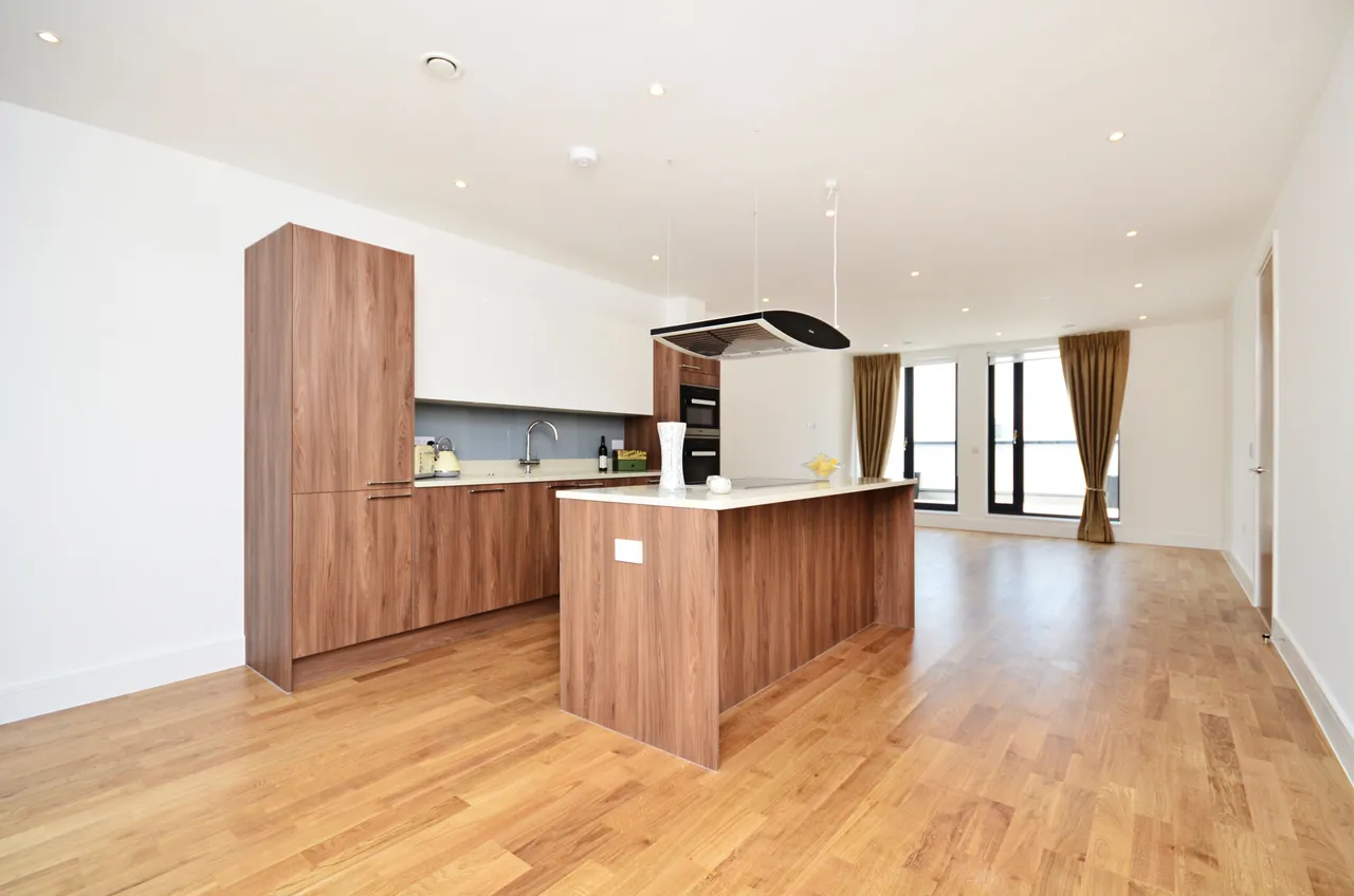 12 Waldorf Place, 3 Fairmont Mews, London, photo 8