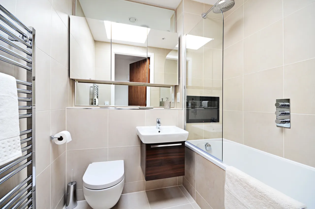 12 Waldorf Place, 3 Fairmont Mews, London, photo 7