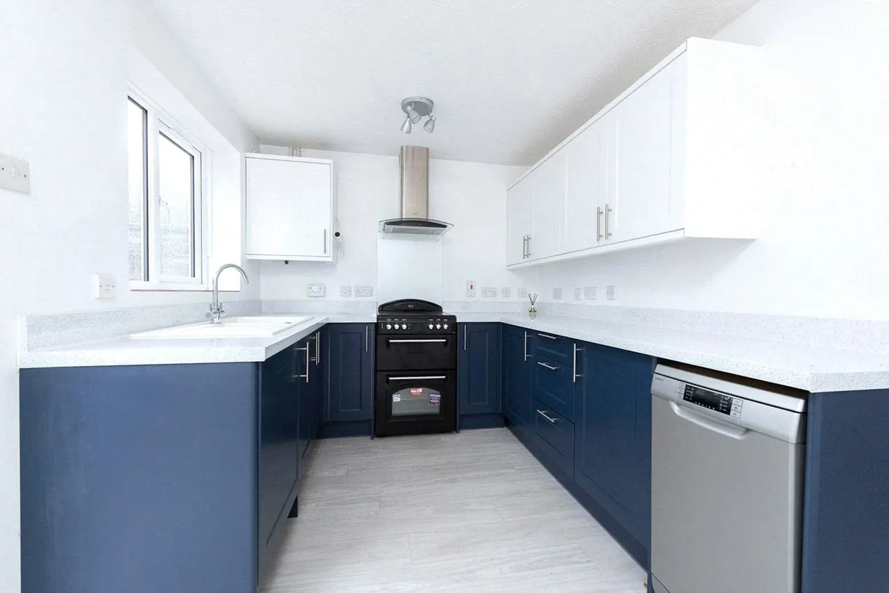 Derry Close, Ash Vale, Guildford, Surrey, GU12 5SR, photo 6