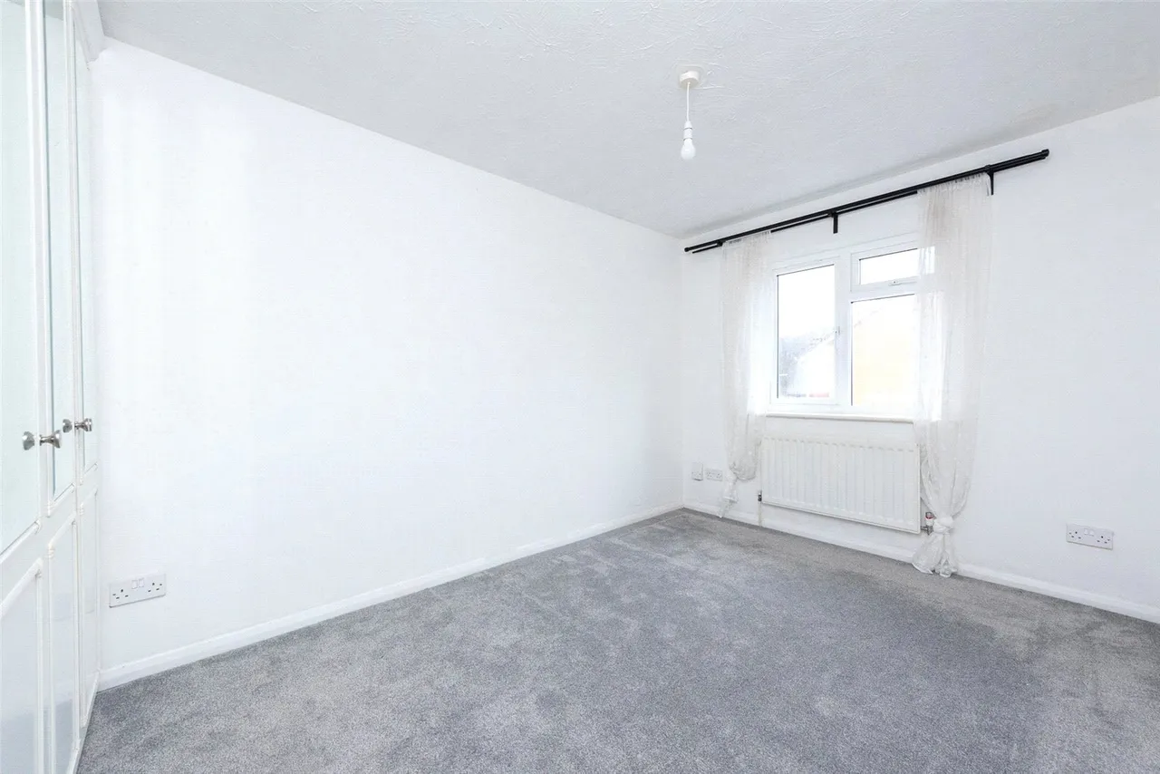 Derry Close, Ash Vale, Guildford, Surrey, GU12 5SR, photo 9