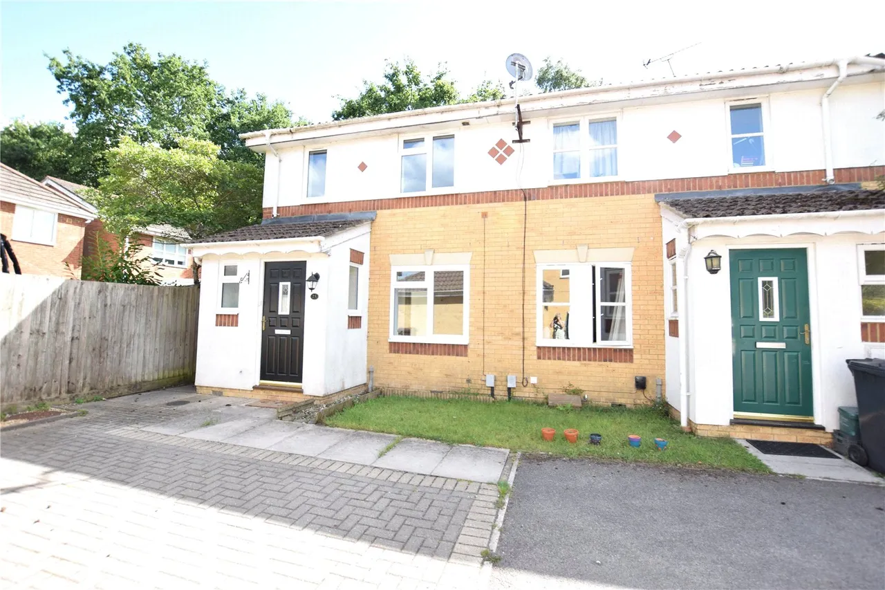 3 bed house for sale — Derry Close, Ash Vale, Guildford, Surrey, GU12 5SR