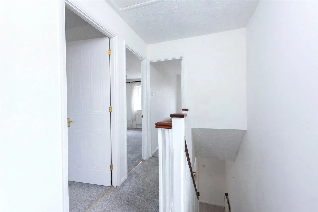 Derry Close, Ash Vale, Guildford, Surrey, GU12 5SR, photo 13