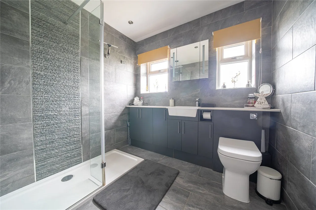 Long Lane, Barwick in Elmet, LS15, photo 11