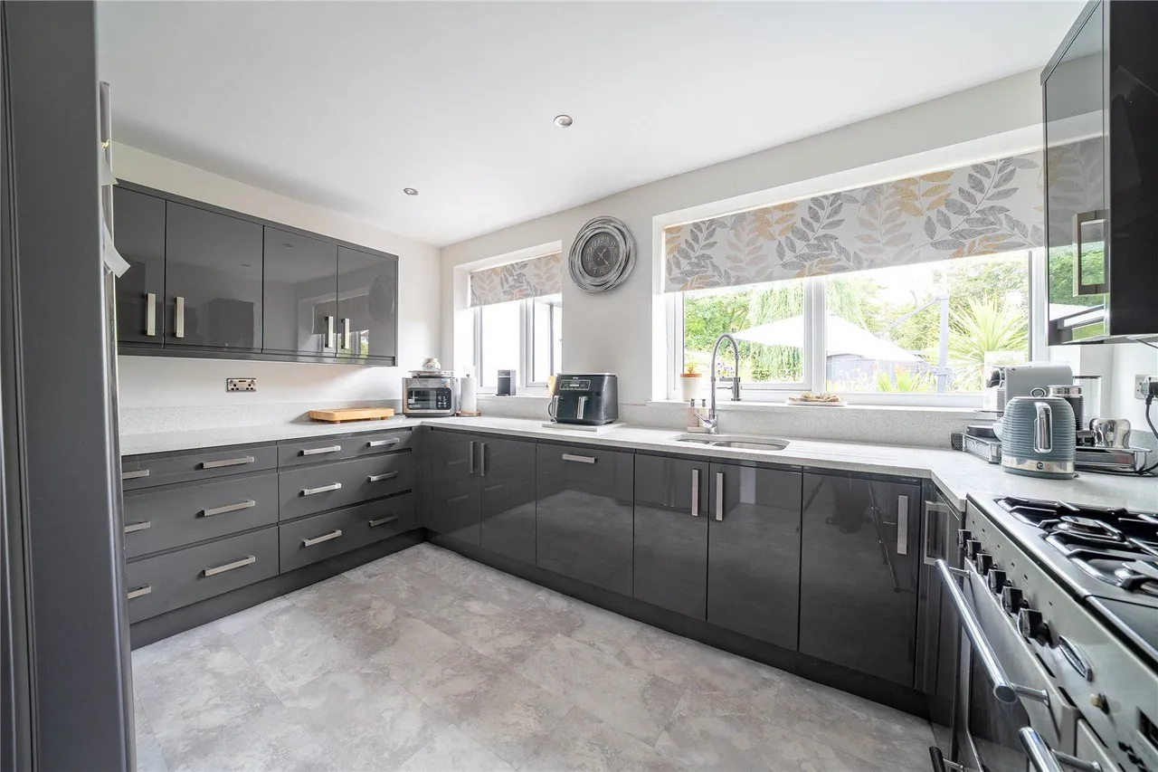 Long Lane, Barwick in Elmet, LS15, photo 4
