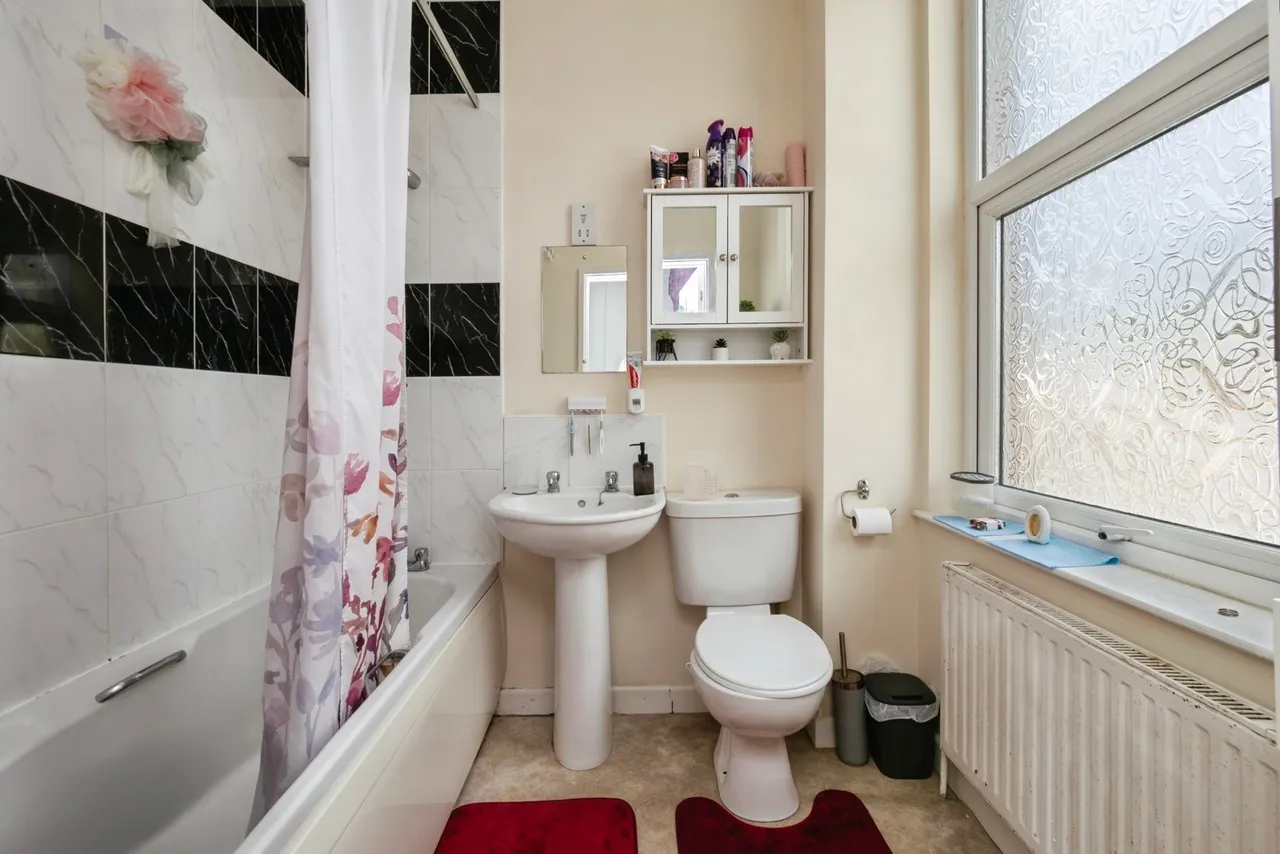 Iddesleigh Terrace, Dawlish, EX7, photo 13