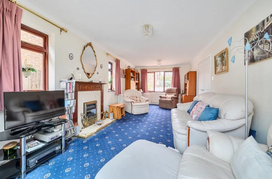 Shorland Oaks, Bracknell, RG42, photo 4