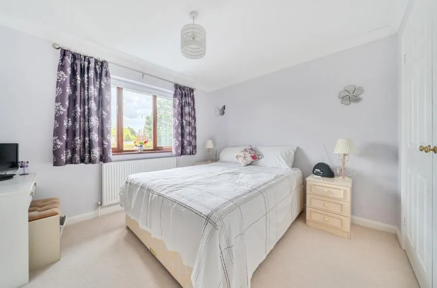 Shorland Oaks, Bracknell, RG42, photo 9