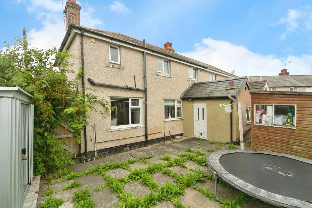 Ronald Avenue, Llandudno Junction, LL31, photo 10