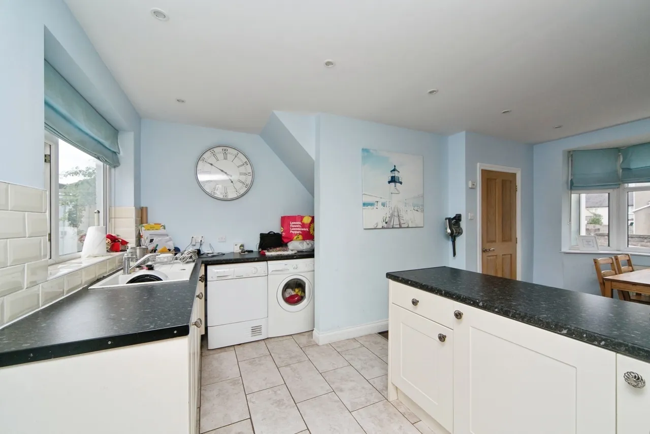 Ronald Avenue, Llandudno Junction, LL31, photo 4