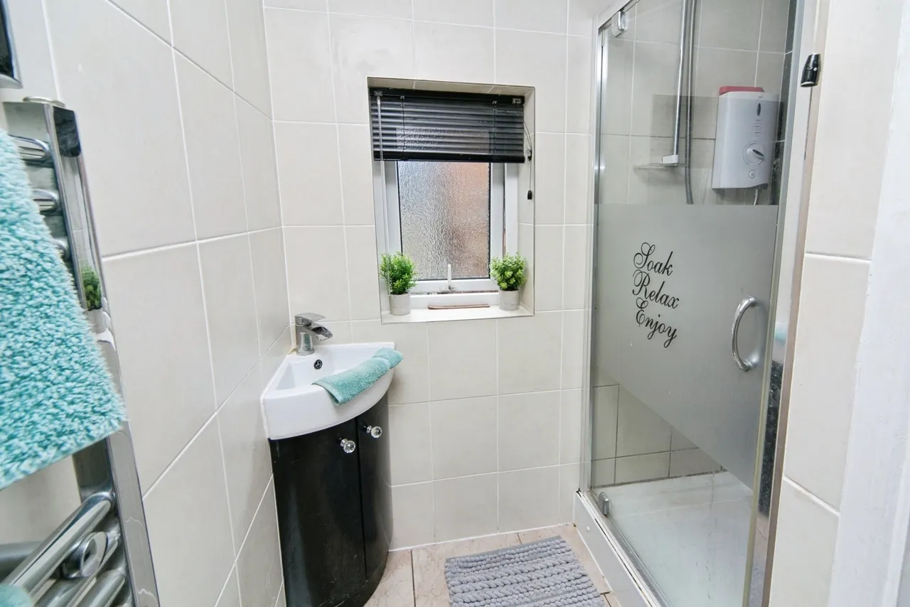 Ronald Avenue, Llandudno Junction, LL31, photo 14