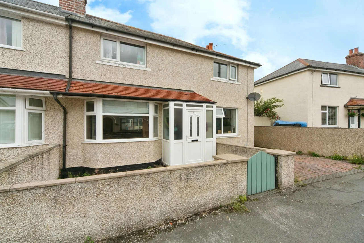Ronald Avenue, Llandudno Junction, LL31, photo 17
