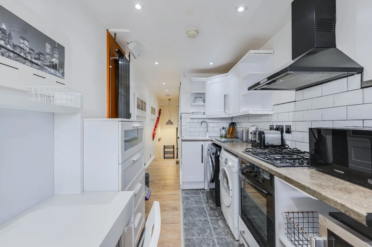Belle Vue Road, Leeds, LS3, photo 3