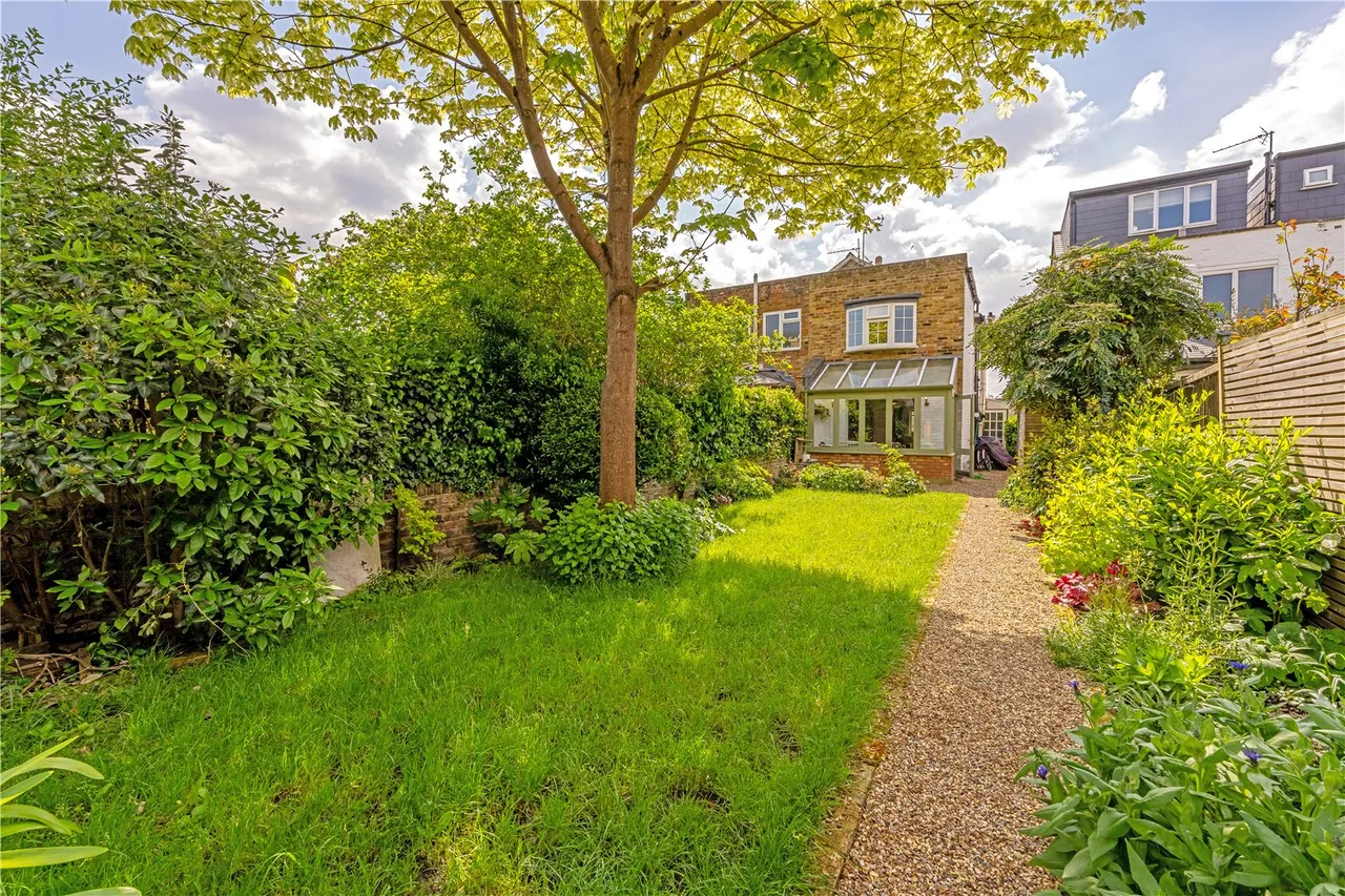 Cross Street, Hampton Hill, TW12 1RT, photo 9