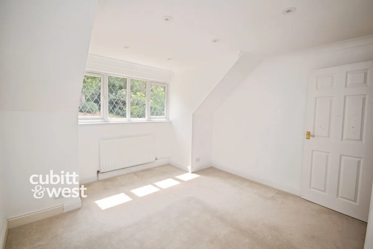 Loxford Road, Caterham, CR3, photo 14