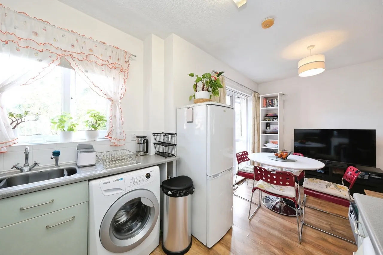 Marmion Road, Nottingham, NG3, photo 20