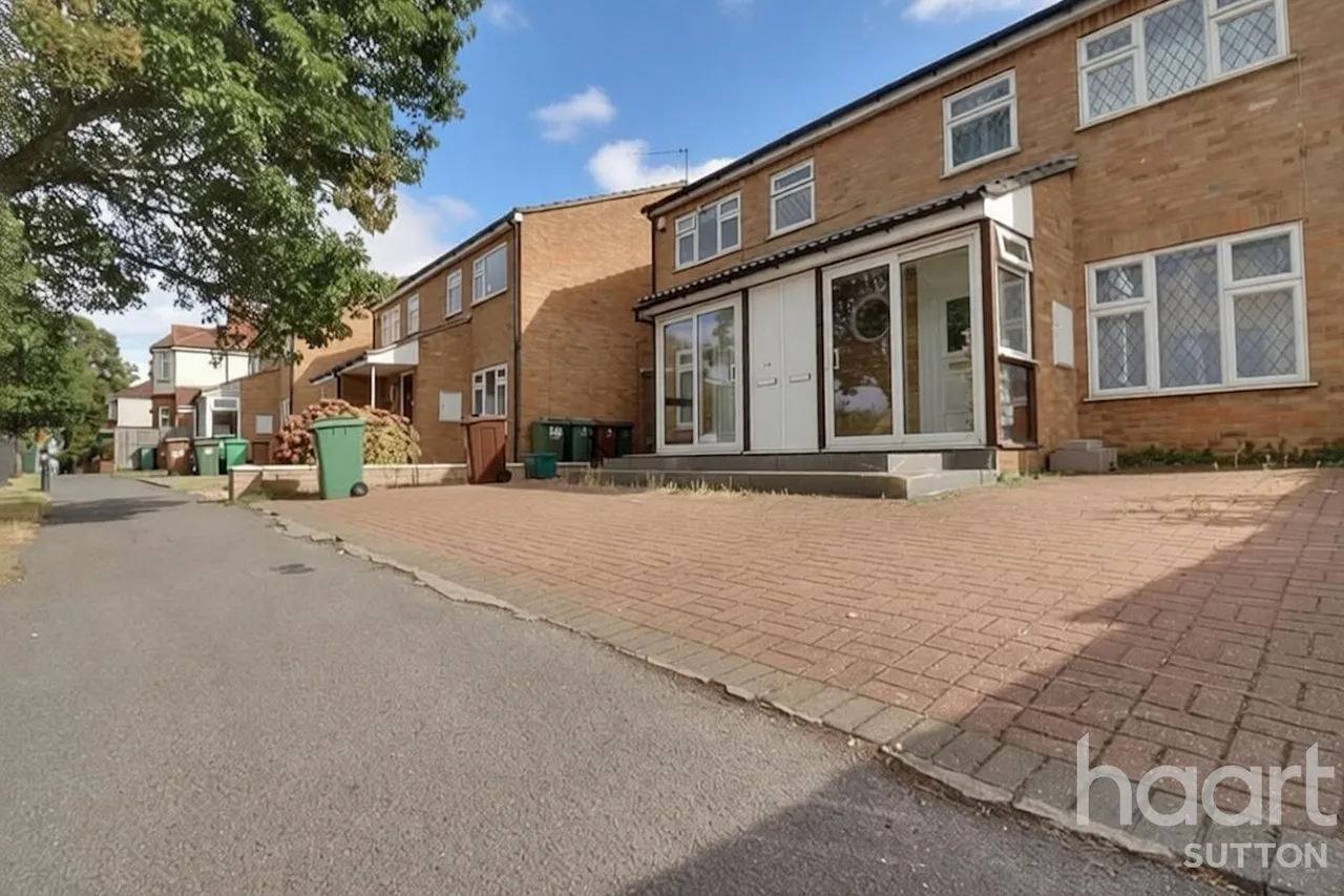 Carshalton Road, SM1, photo 12