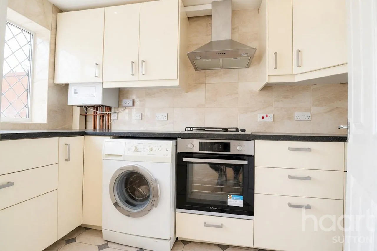 Carshalton Road, SM1, photo 3