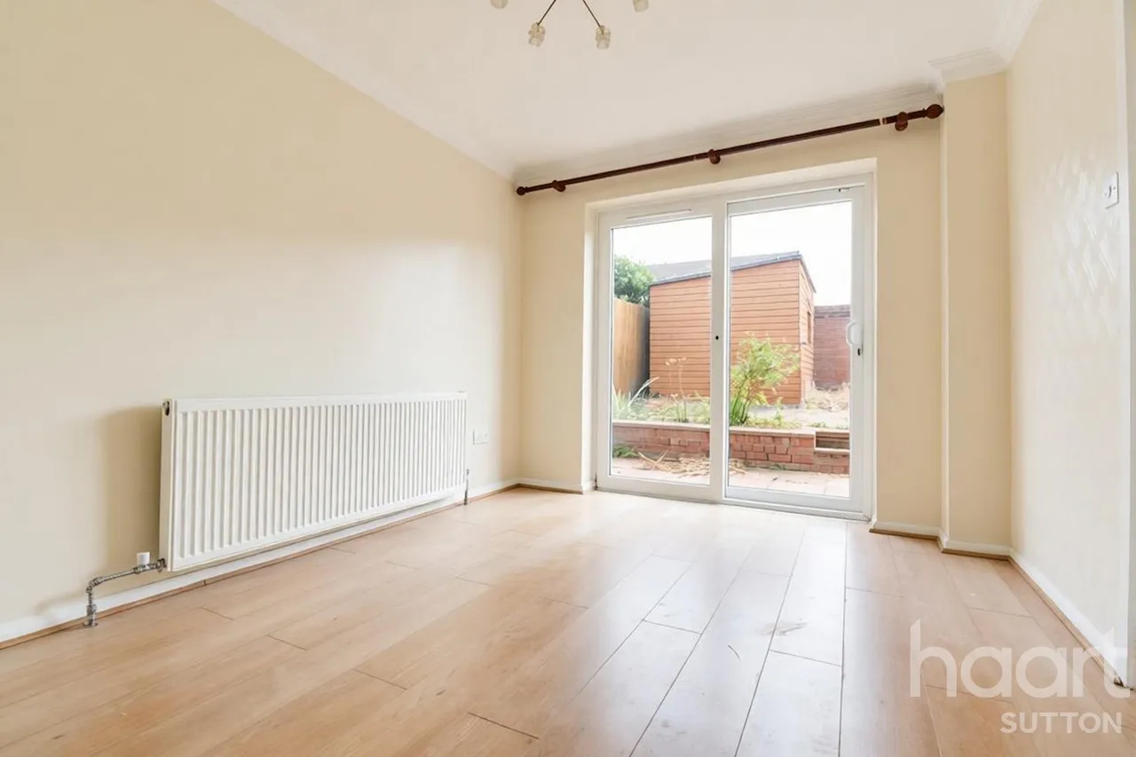 Carshalton Road, SM1, photo 2