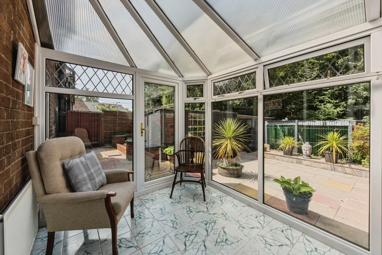 Delamere Drive, Macclesfield, Cheshire, SK10, photo 8