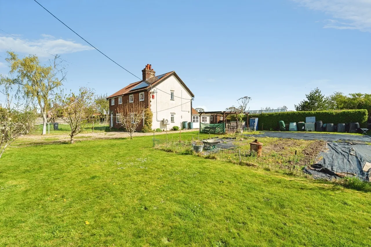 2 bed house for sale — Threehammer Common, Neatishead, Norwich, Norfolk, NR12